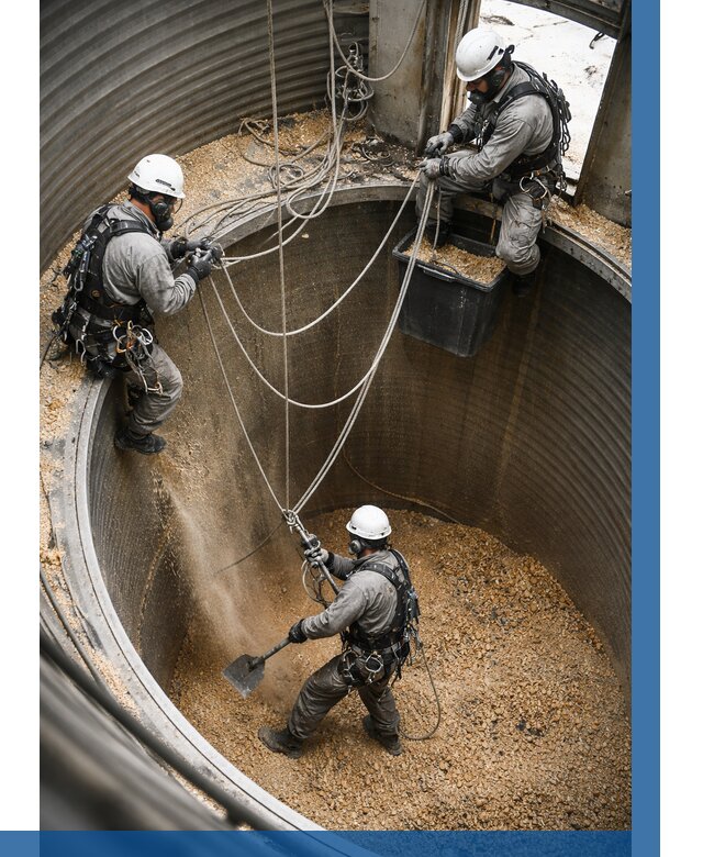 Чистка зерновых бункеров в Мценске от 12152 р. | ВЫСОТНИК-Мцн